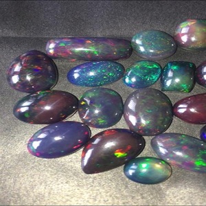 Gema suelta de ópalo negro - Product Image 5