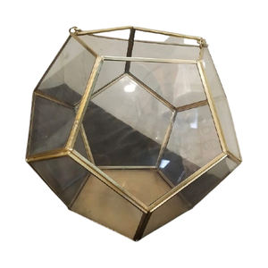 Soporte de luz de té de linterna octogonal de metal y vidrio hecho a mano para decoración del hogar - Product Image 1