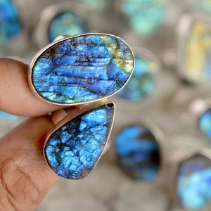 Wholesale Labradorite Druzy Silver <b>Rings</b> <b>Arabic</b> <b>Ring</b> Glow <b>Rings</b> Natural Blue Labradorite Wholesale Handmade Overlay Gemstone - Product Image 1