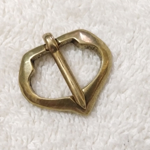 Hebilla Medieval de Lujo en Bronce, Hebilla Histórica de Cobre para Cinturones - Product Image 3