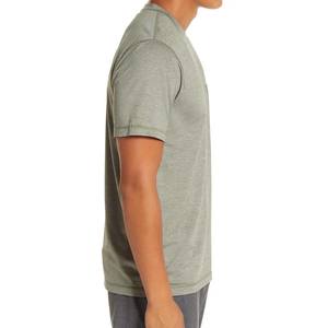 T-shirt à manches courtes unisexe en coton mélangé de qualité supérieure pour hommes avec poche avant Conception d'impression numérique - Product Image 6