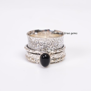 Ailin — bague en Spinner noir et argent 925 fait à la main, accessoire de pâtisserie - Product Image 1