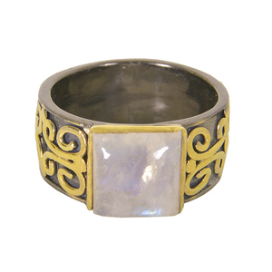 Nuova Collezione Anello Trendy in Argento Sterling 925 con Incastonatura a Castone, Pietra di Luna Arcobaleno Placcata Oro, Stile Gypsy - Product Image 2