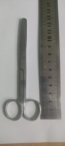 Tijeras de vendaje de un solo uso 12,5 CM Conceptos básicos de instrumentos quirúrgicos Acero inoxidable - Product Image 5