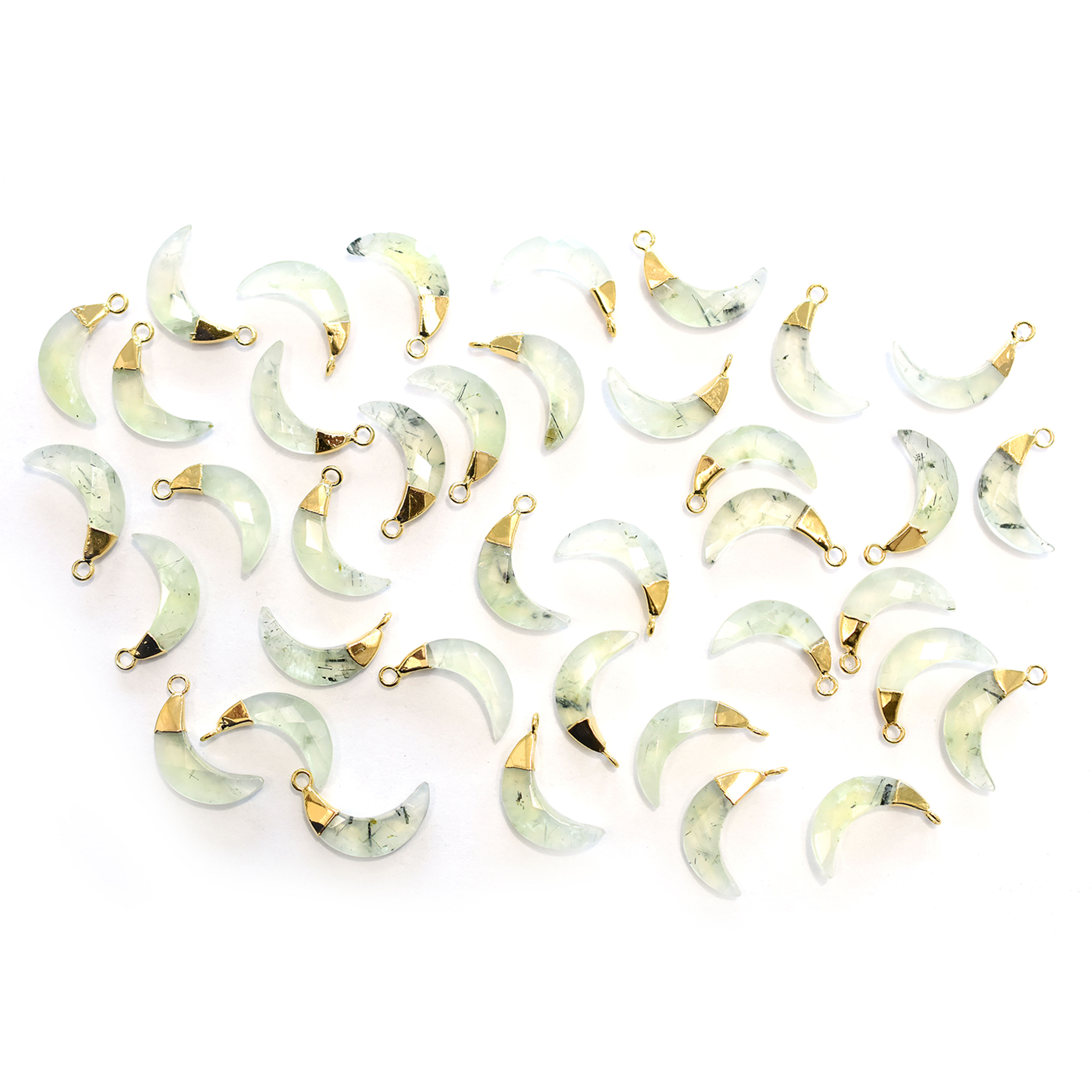 สีเขียวอ่อน