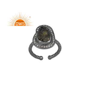 Bague ajustable en argent sterling avec design fait à la main, moldavite brute naturelle et diamant, fabricant de bijoux - Product Image 1