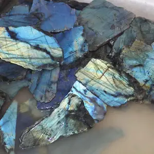 Labradorite किसी न किसी मेडागास्कर थोक किसी न किसी ढीला प्राकृतिक दुर्लभ काटा हुआ रत्न