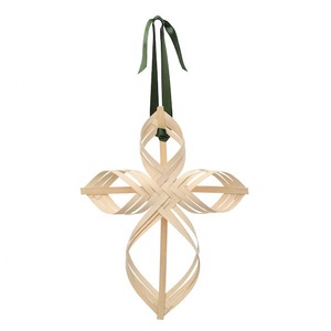 Adornos Colgantes de Bambú Tejido a Mano para Decoración Navideña - Product Image 1