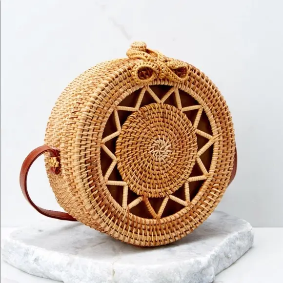 Tas Rotan Bulat Bali Buatan Tangan Cantik Vietnam dengan Tali Tas Jinjing Bahu Pantai Musim Panas Retro