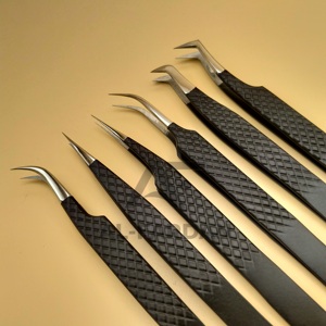 Pinzas de pestañas para botas rusas personalizables al por mayor, herramienta de extensión de pestañas de acero inoxidable sólido negro mate con punta puntiaguda - Product Image 6