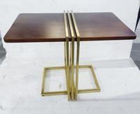 Table basse moderne et luxueuse en métal, fabriquée à la main avec un nouveau design vert simple, meuble de maison à vendre en vogue