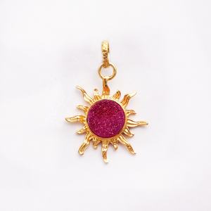 Purple Sugar Druzy Round 12mm Latón chapado en oro Chapado en oro Forma de encanto natural Colgante de piedra Hecho a mano Precio al por mayor Joyería - Product Image 2