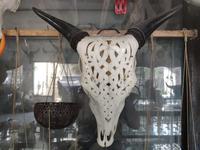 Araignée − couverture de chèvre authentiques, mélange de motifs, 100% ml, ram de vache, crâne, original, sculptées, fait à la main, par des artisanales spéciales Bali