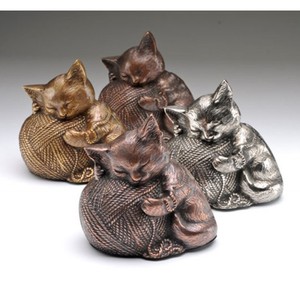 Urne pour animaux de compagnie cendres empreinte de patte urnes pour animaux taille en métal personnalisé prix de gros fournitures funéraires urne crémation pour animaux - Product Image 2