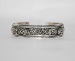 Pure Silver <b>Flower</b> Design Solid 925 Sterling Silver Bangle for Wholesale Gift for Her Manufacturer - Product Image 1