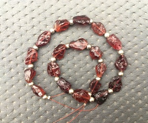 พลอยโกเมนสีแดงธรรมชาติเกรด AAA หินชิ้นเล็กๆแบบเจาะด้านบนสำหรับทำเครื่องประดับ - Product Image 3