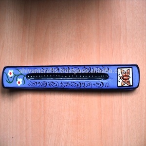 Varillas de incienso pintadas a mano talladas en madera de mango multicolor, soportes de incienso para aromaterapia, venta al por mayor de La India - Product Image 3