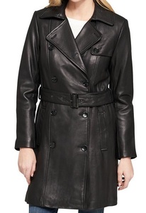 Veste en cuir pour femme avec capuche amovible au design d'inspiration utilitaire pour une mode street smart et décontractée - Product Image 5