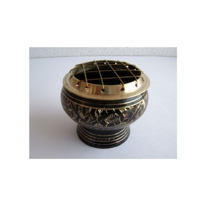 Nouveau brûleur Bakhoor décoratif Vintage attrayant brûleur d'encens en métal de la plus grande qualité brûleur industriel au prix le plus bas - Product Image 5