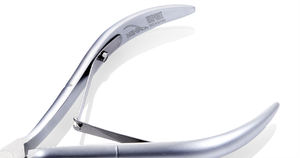 Juego profesional de manicura y pedicura NGHIA de alta calidad, juego de manicura y pedicura de acero inoxidable, pinza gris para cutículas, estándar de exportación en caja - Product Image 4