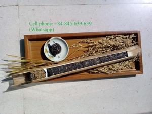 Thé bio SHAN TUYET le plus vendu emballé dans un tube et une boîte en bambou bio - Product Image 5