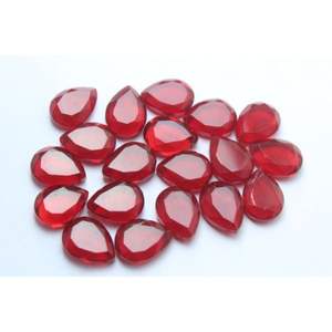 Piedra preciosa suelta de cuarzo rojo con forma de pera facetada natural para la fabricación de joyas - Product Image 1