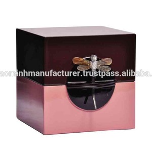 กล่องเครื่องประดับเคลือบเงาแบบพิเศษพร้อมตัวล็อคแบบแมลงปอจากเวียดนาม - Product Image 6