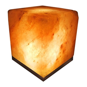 Lámpara de sal de roca del Himalaya de color rosa en forma de lágrima mejora tu espacio con la elegancia única de Sian Enterprises - Product Image 2