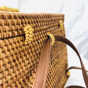 Sac à dos en rotin tissé tendance pour femmes en provenance du Vietnam - Product Image 4