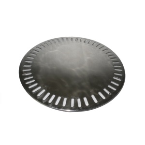 Placa de cargador de acero inoxidable para hotel o restaurante, placa de cargador de servicio de comida redondeada decorativa grabada a mano usada - Product Image 1