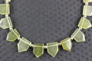 Facettes en forme de pentagone, Agate verte naturelle, fabrication de bijoux, idées de bricolage, fabrication en gros - Product Image 6