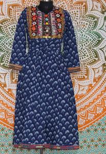 Vintage mano bordado vestido de Banjara indio bloque de impresión vestido - Product Image 4