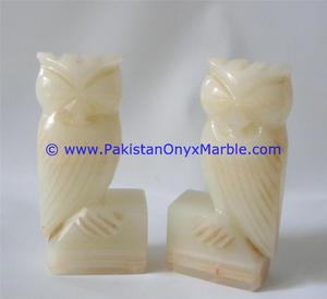 Serre-livres Onyx Parrot Novelty Bird pour ajouter du style et de la fonction à votre maison ou votre bureau - Product Image 6
