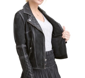 Nueva chaqueta de piel auténtica beige oscura para mujer, chaqueta de motorista a la moda, aspecto deportivo, venta al por mayor, diseño personalizado - Product Image 4