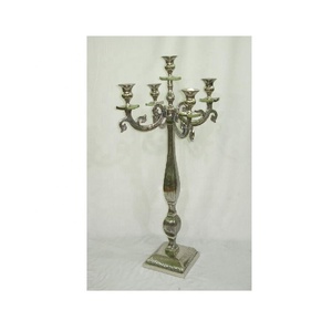 Hot Vantage Modern Fancy Aluminio en relieve Candelabro Niquelado Fancy Estilo moderno Decoración de la boda Centro de mesa Candelabro - Product Image 1