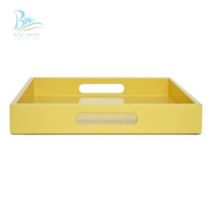 Plateau de service en laque jaune du Vietnam - Product Image 2