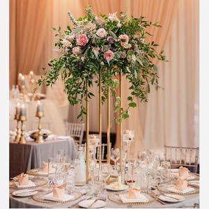 Centro de Mesa de Flores para Boda, Cartón Metálico Dorado - Product Image 2