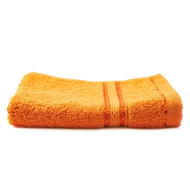 सादे बुनाई डिजाइन में लक्जरी सूती तौलिए भारत में किफायती मूल्य पर थोक निर्यात गुणवत्ता वाले 100% सूती स्नान तौलिया।