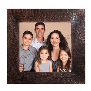 Cadre photo en bois de manguier massif de qualité supérieure 4X4 Design fantaisie pour la famille Cadre photo sculpté pour cadeaux et décoration de la maison - Product Image 1