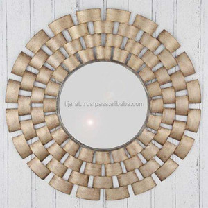 Espejo de pared hecho a mano con acabado dorado de primera calidad al por mayor con diseño de marco de sol dorado de metal para decoración de sala de estar de lujo - Product Image 5