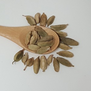 Aceite esencial de cardamomo 100% aceite destilado de vapor Natural puro calidad Premium para sabor de alimentos aromaterapia exportador a granel India - Product Image 4