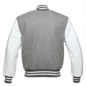 Chaqueta Varsity de lana Mangas de cuero de oveja de vaca genuina Chaqueta de invierno con cuello levantado informal Cierre de botón de cuerno Servicio teñido OEM - Product Image 3