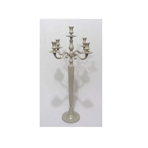 Look classique Style Vintage Unique Design Simple Candélabre Artisanat Indien Brillant Polonais/Nickel Placage Candélabre Pièce Maîtresse - Product Image 1