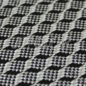 Tissu en fibre de carbone tissé 3K 3D, armure sergé 3K, isolation thermique, noir brillant pour l'industrie des composants automobiles - Product Image 2