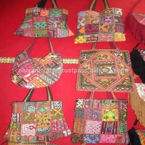 Sacs de banjara patchwork traditionnel indien sac fourre-tout de travail banjara indien de mode sacs de mode sac fourre-tout de mode à la mode - Product Image 1