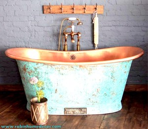 Bañera de Cobre Antigua de Superficie Sólida de Diseño Italiano, Hecha a Mano, Única y Vintage - Product Image 1