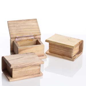 Belle boîte à mouchoirs en bois décorative en forme de rectangle pour le stockage de bijoux ou la décoration de la maison - Product Image 4