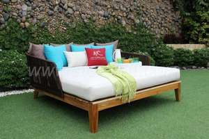 เก้าอี้คู่แบบทันสมัยเฟอร์นิเจอร์หวายโพลีหวายสำหรับสวนกลางแจ้งไม้อลูมิเนียมทำจากไม้ห้องนั่งเล่นบ้านการออกแบบที่ร้อนแรงที่สุดสำหรับลานบ้านชิงช้า - Product Image 2