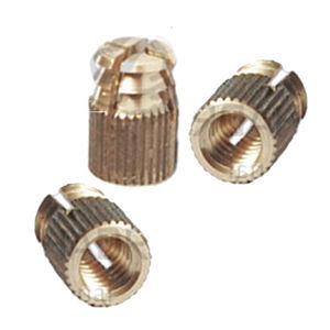 Tuerca de inserción de espiga de extensión de rosca M3 de latón cromado Tuercas pulidas - Product Image 1