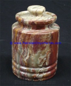 Boîte décorative en marbre Onyx sculptée à la main Cadeaux in Love Style Stone Collection à vendre - Product Image 6